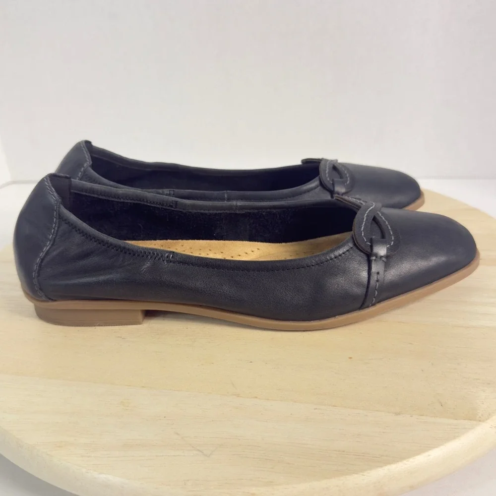 Clarks Collection Women's Shoes Blue Leather Mary Jane Flats Size 10M‎